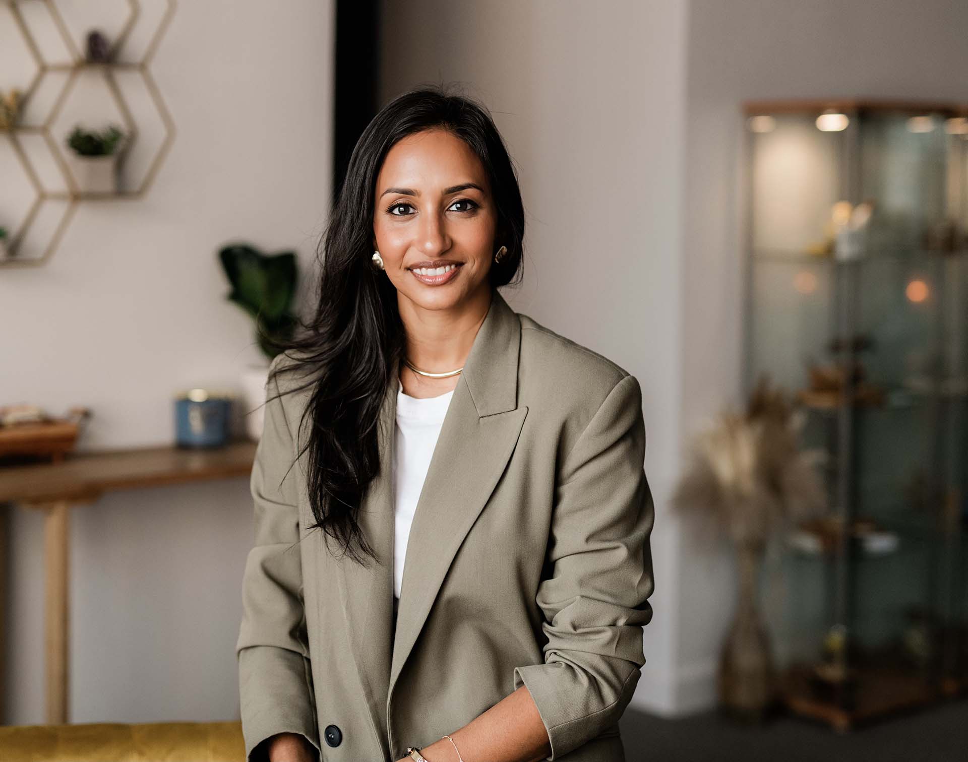 Facetune_30-06-2025-10-43-06